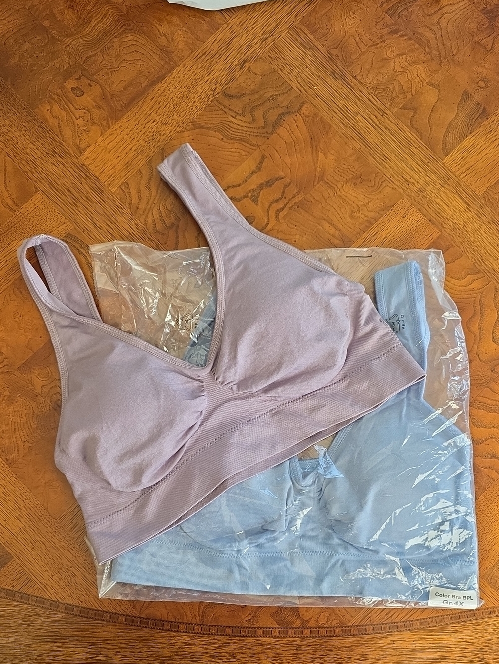 Genie Wireless Comfort Bra - Bundle of 2 - Blue & Lavender - Size 4X - NEW